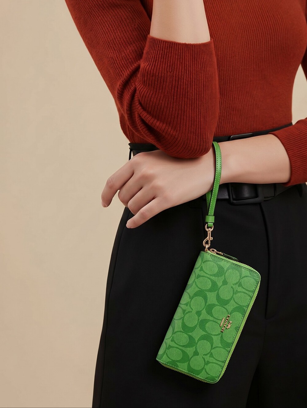 The Coach Long Zip Around Wallet in Signature Canvas - Picture 7 of 15